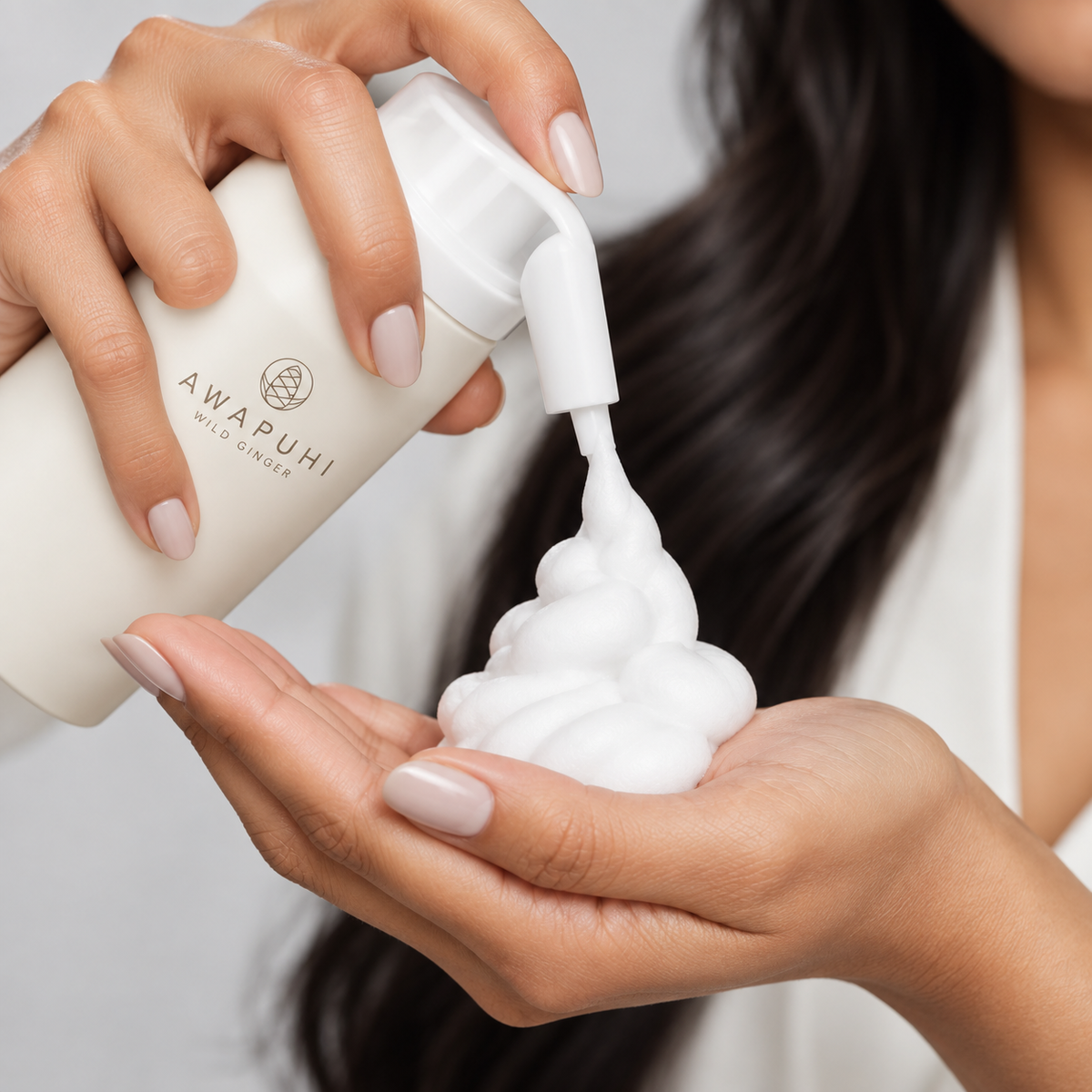 Awapuhi Wild Ginger HydroCream Whip Şekillendirici Saç Köpüğü 200 ml