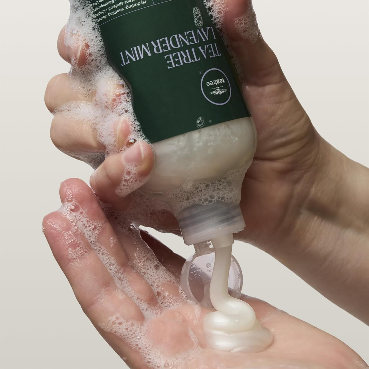 Paul Mitchell Tea Tree Lavender Mint Moisturizing Nemlendirici Şampuan 1000 ml